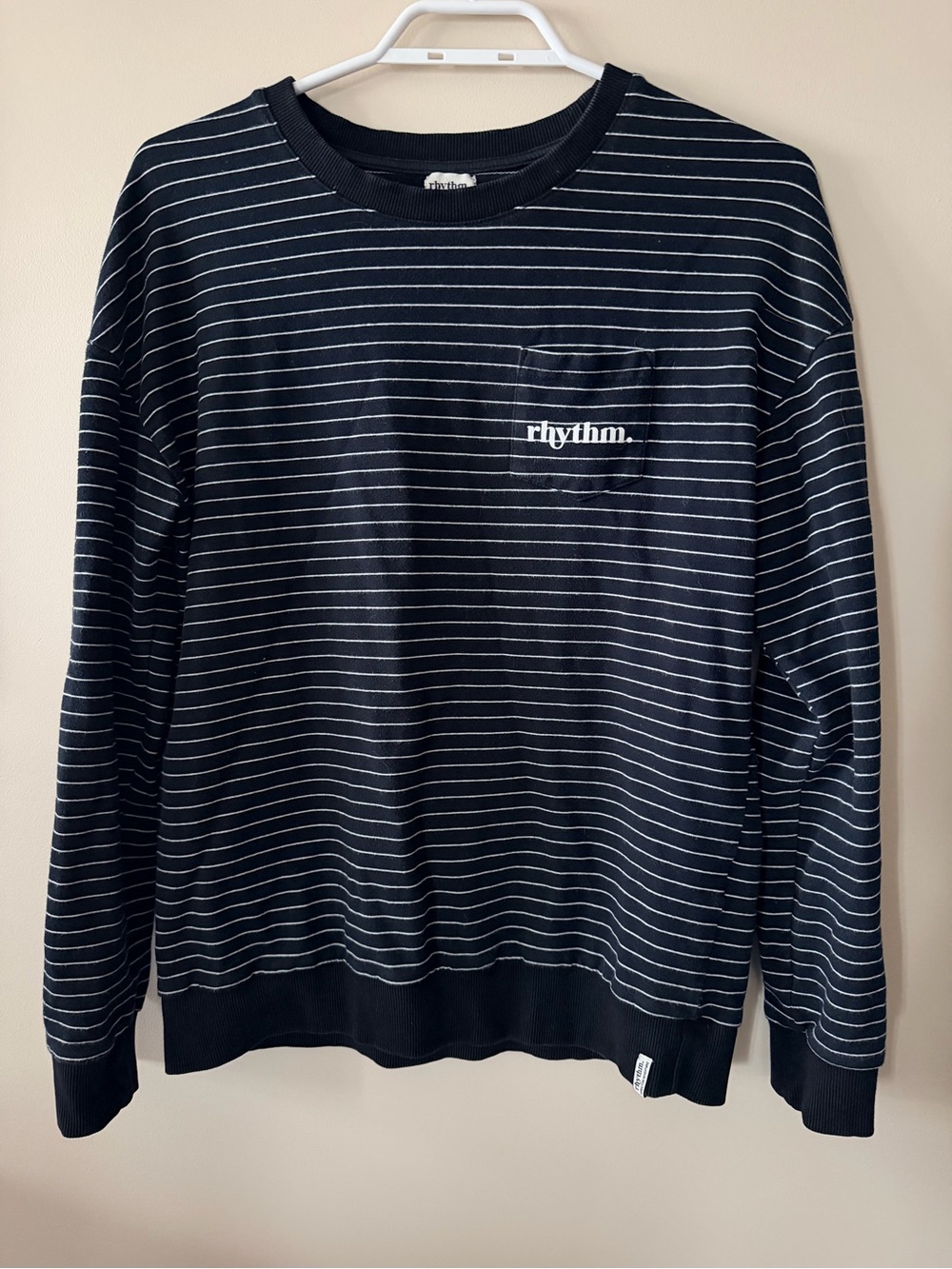 Rhythm. - Women’s Long-Sleeve Striped Crewneck Sweater - Black/White